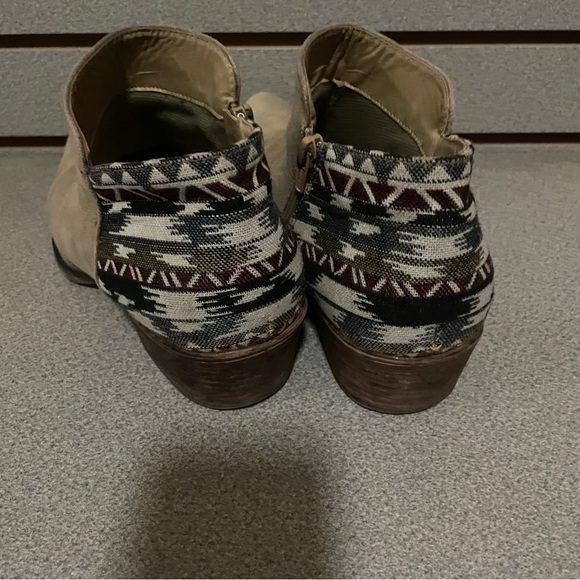 Roper Ankle Boots Women’s 9 Tan Aztec Zip Sides Western Booties Fashion EUC - Picture 5 of 8